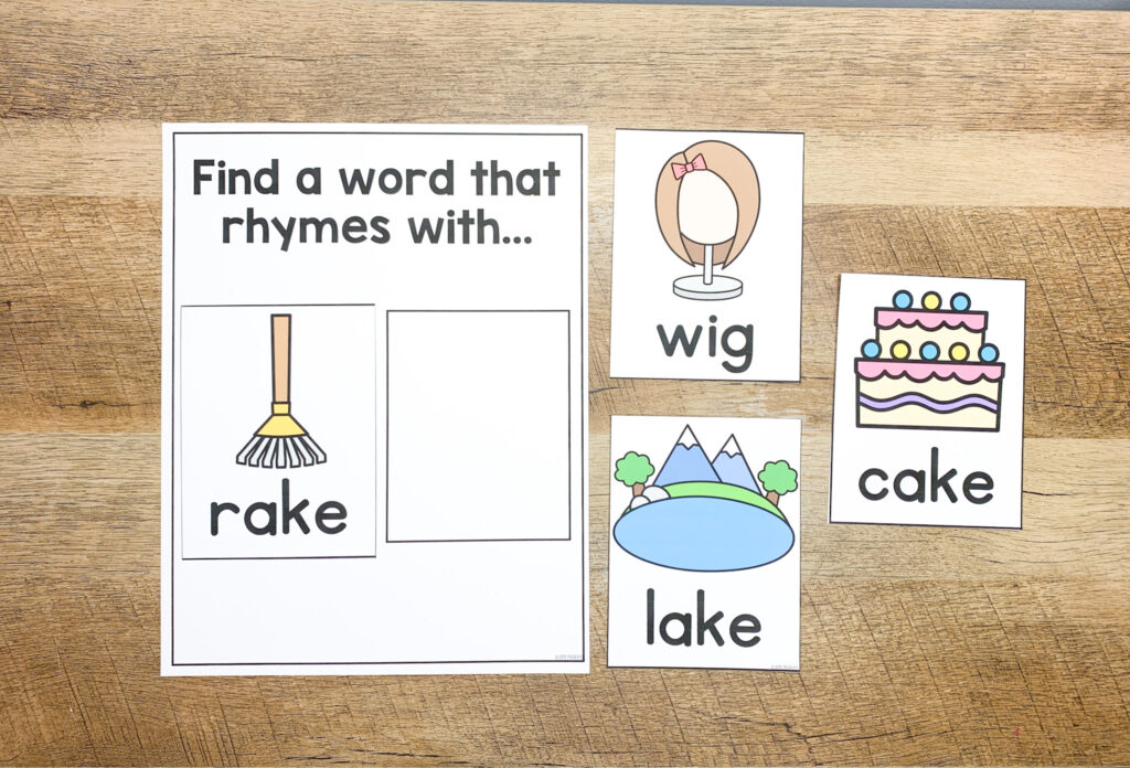 Rhyming flashcards with activity mat